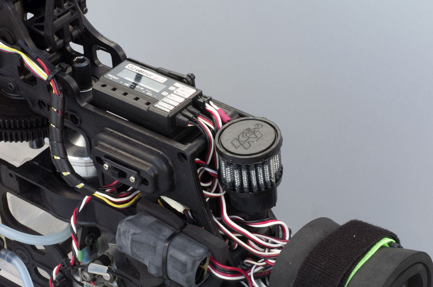 Close up of the governor stack with K&N Filtercharger element