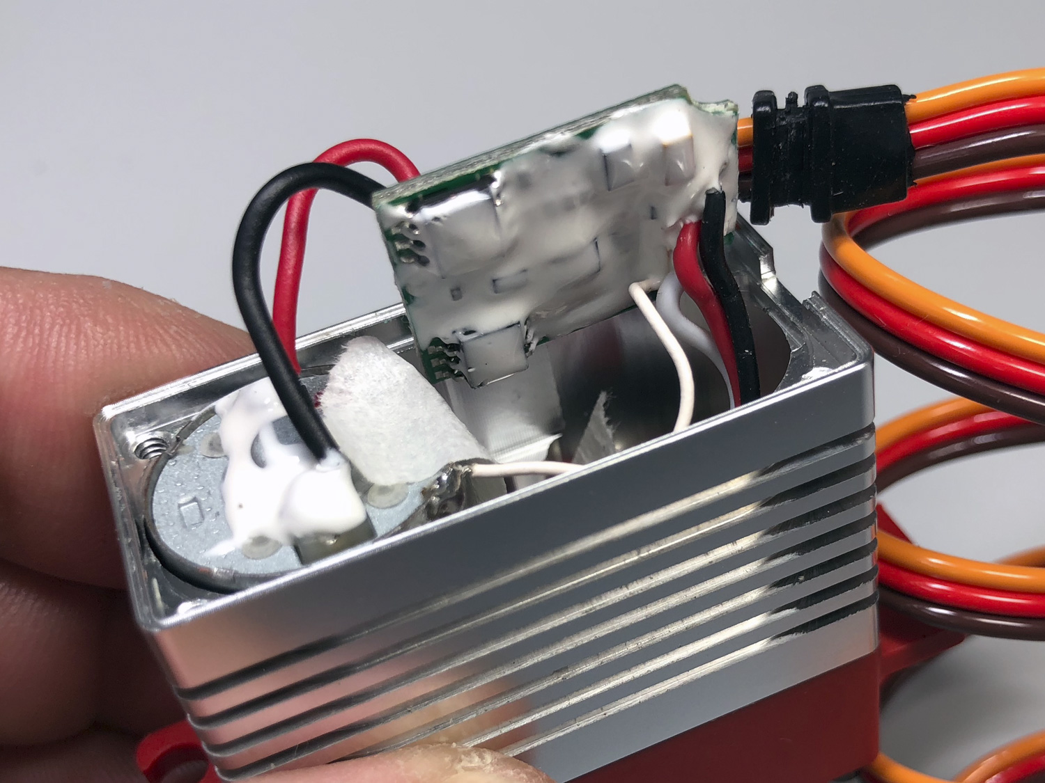 Close up of the potting compound on the PCB of ProModeler servos