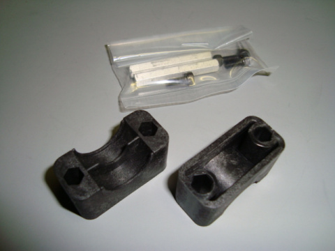 aud0058-bearing-block-split