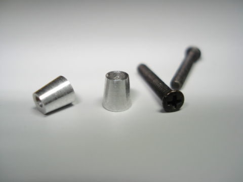 aud0065-43_standoffs